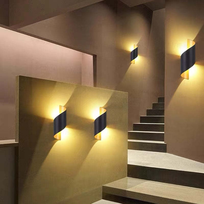 Travin Modern Conch Shape Spiral Outdoor Wall Lamp, Black/White/Gold - Lamp Copper